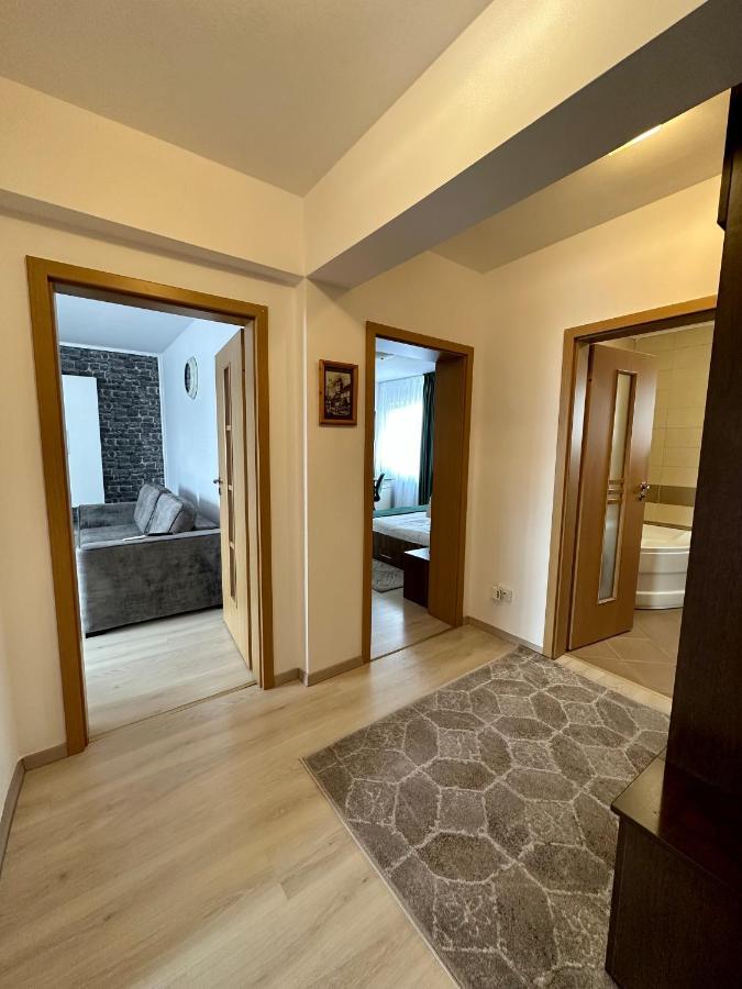 Appartement Apartament Iris à Sibiu Extérieur photo